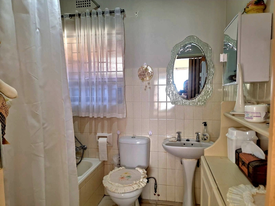 1 Bedroom Property for Sale in Miederpark North West